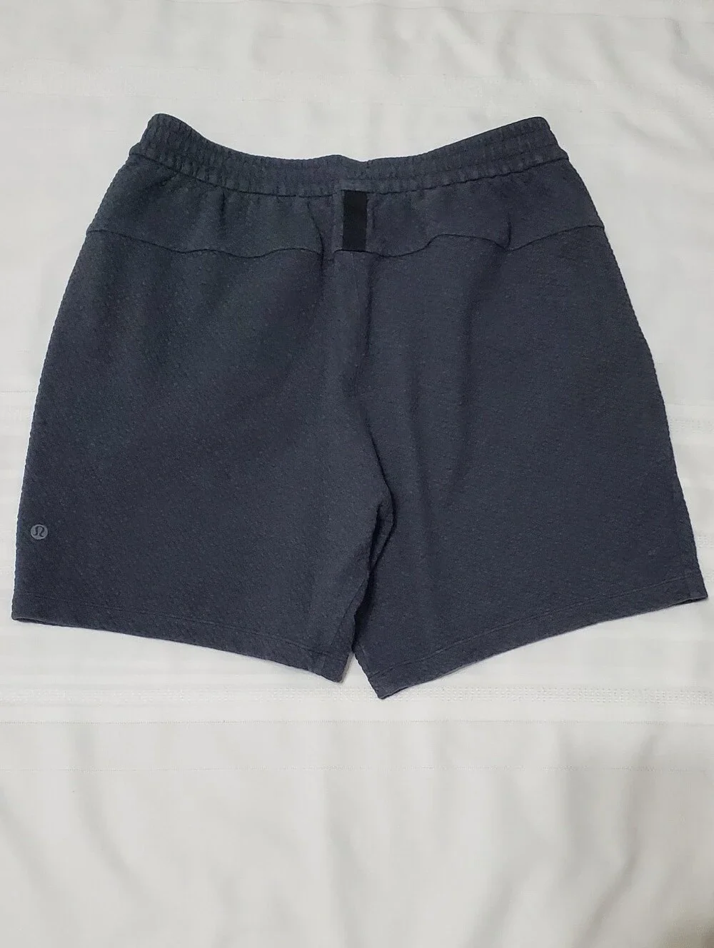Lululemon At Ease Men Short-7